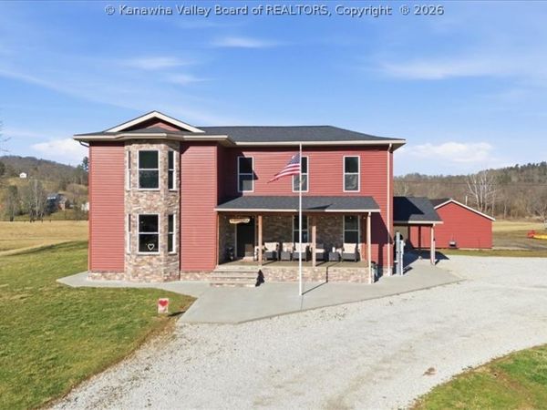 6800 Parkersburg Road, Sandyville, WV 25275