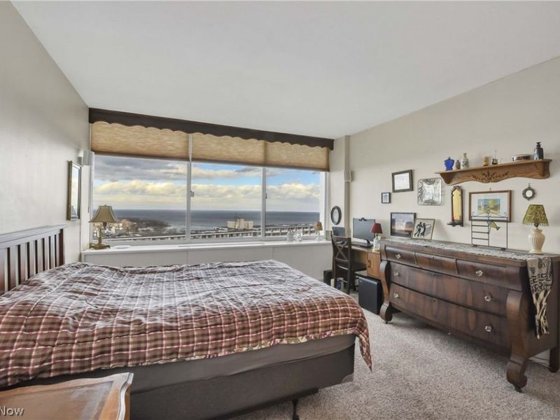 12700 Lake Avenue, Unit 2808, Lakewood, OH 44107 Photo 13