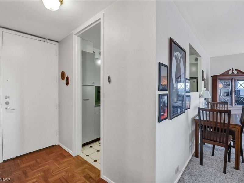 12700 Lake Avenue, Unit 2808, Lakewood, OH 44107 Photo 8