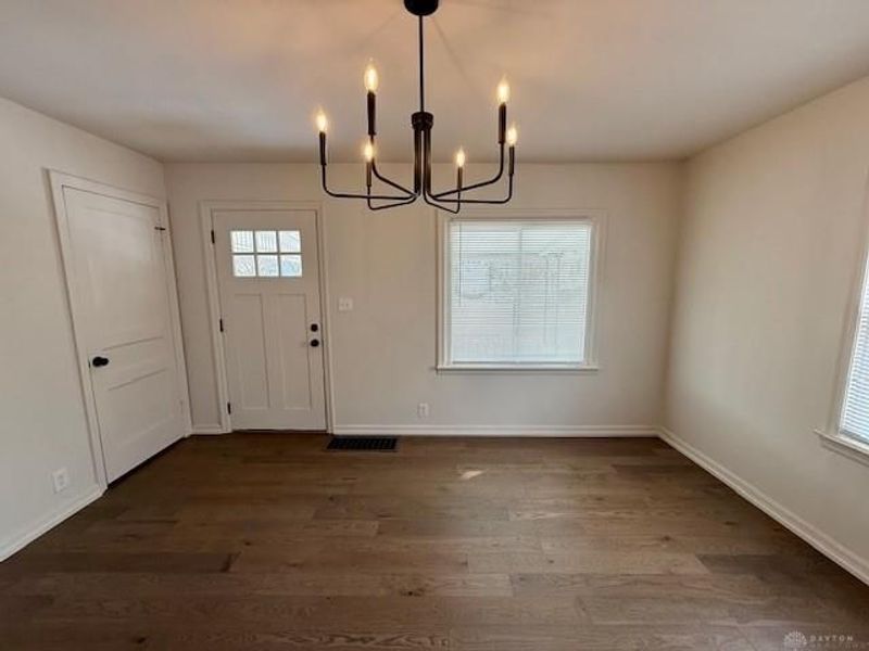 1329 Lamar Drive, Springfield, OH 45504 Photo 3