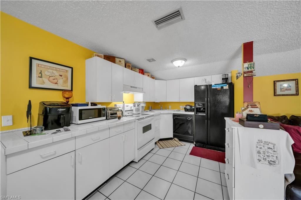 184 W Mariana Ave, North Fort Myers, FL 33903 Photo