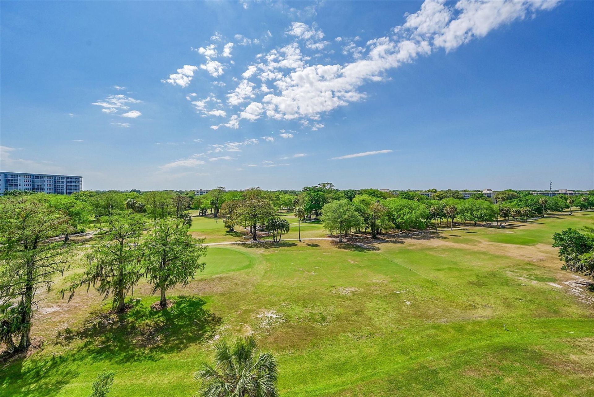 605 Oaks Drive, Unit 701, Pompano Beach, FL 33069 Photo