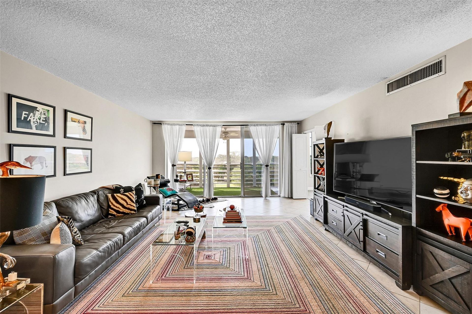 605 Oaks Drive, Unit 701, Pompano Beach, FL 33069 Photo