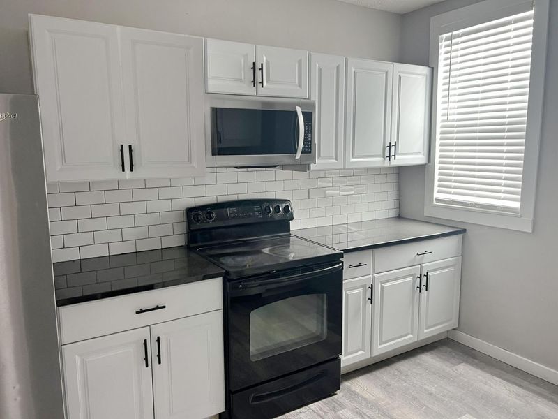 1035 Wilson Avenue , Columbus, OH 43206 Photo 2