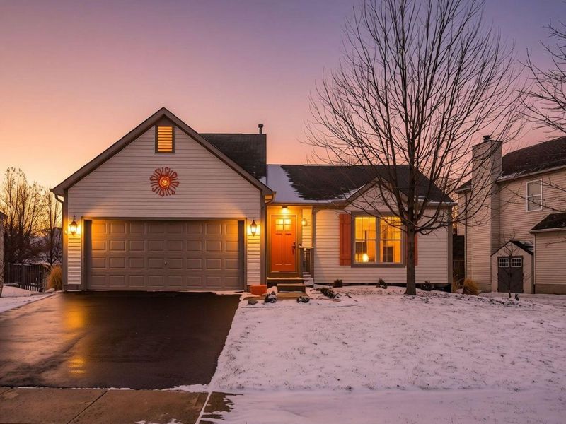 4958 Hilliard Green Drive, Hilliard, OH 43026 Photo 1