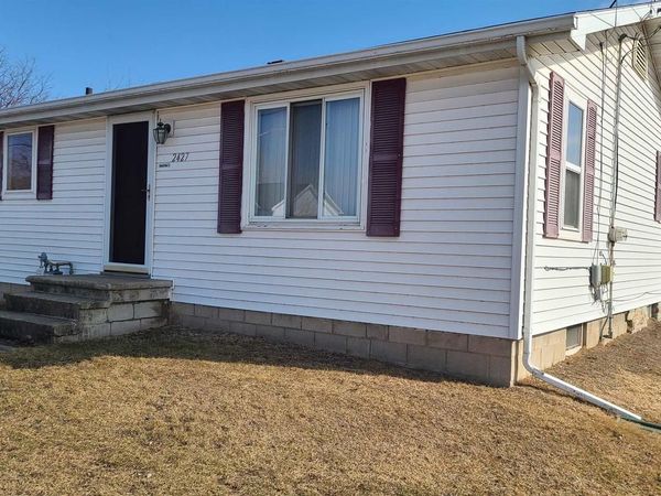 2427 MEMORIAL DRIVE, Green Bay, WI 54303