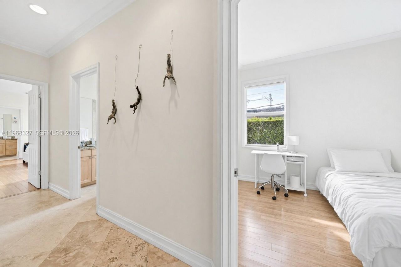 7431 Center Bay Dr , North Bay Village, FL 33141 Photo