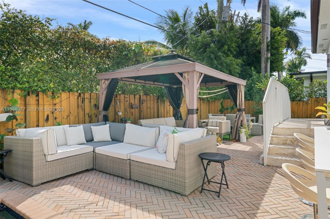 7431 Center Bay Dr , North Bay Village, FL 33141 Photo