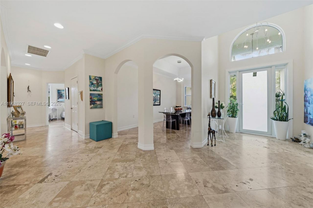 7431 Center Bay Dr , North Bay Village, FL 33141 Photo