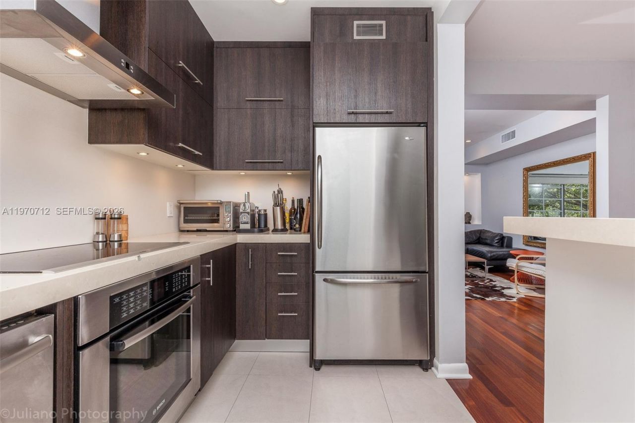 911 3rd St, Unit 1, Miami Beach, FL 33139 Photo