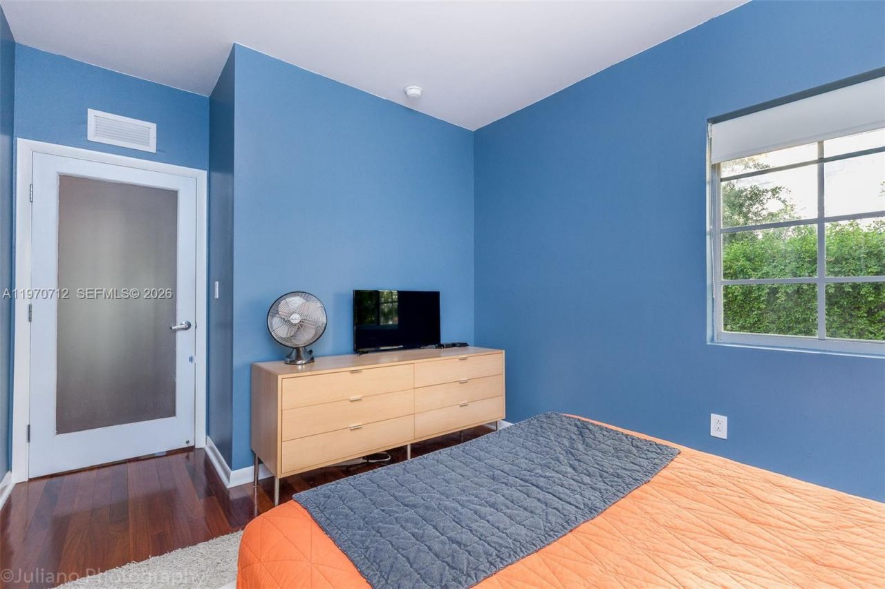 911 3rd St, Unit 1, Miami Beach, FL 33139 Photo