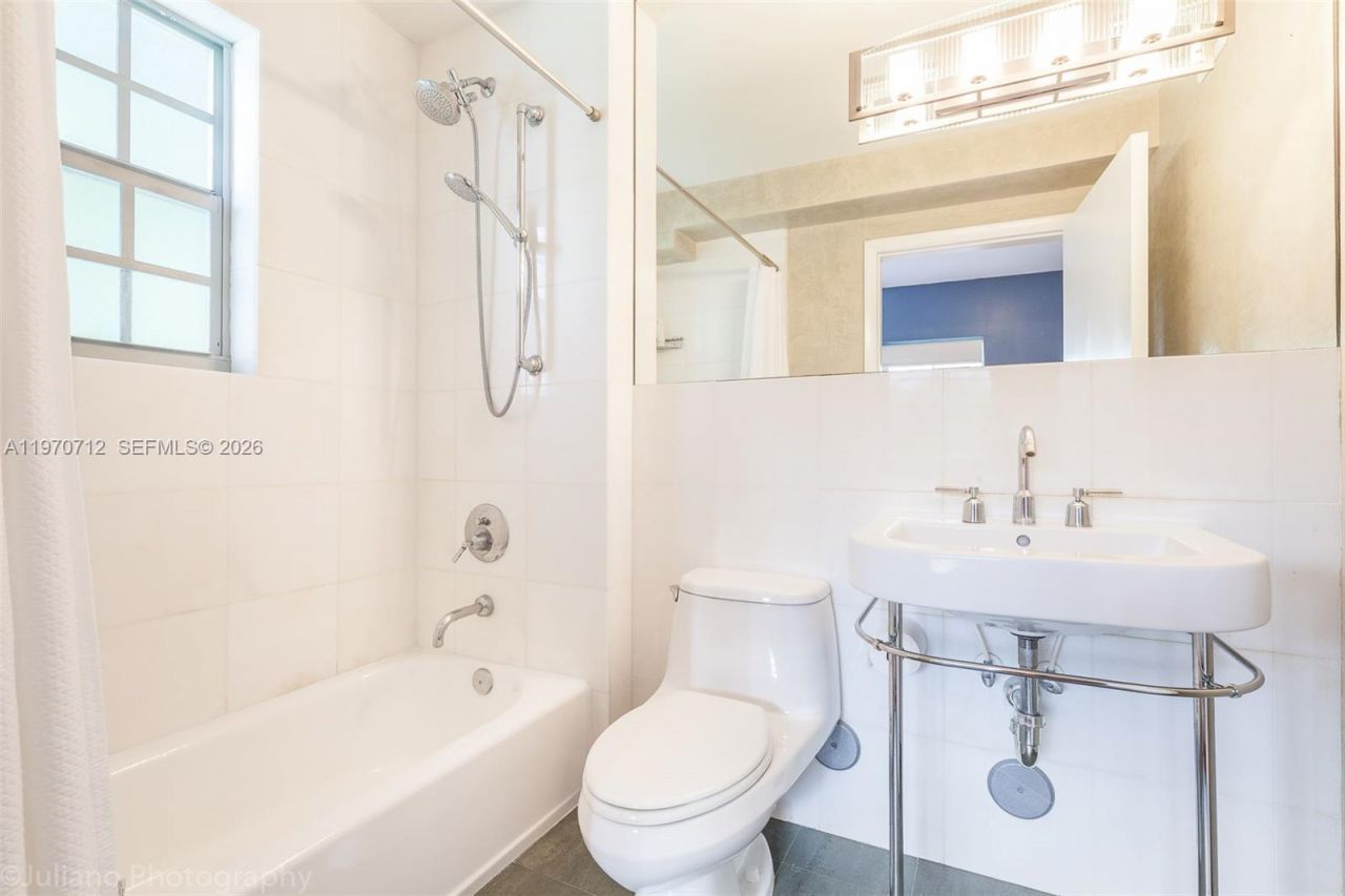 911 3rd St, Unit 1, Miami Beach, FL 33139 Photo