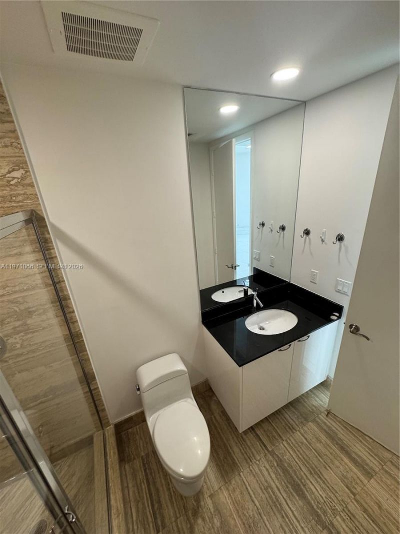 15901 Collins Ave, Unit 505, Sunny Isles Beach, FL 33160 Photo