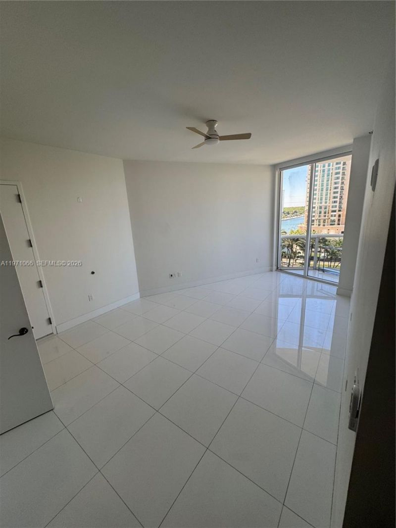 15901 Collins Ave, Unit 505, Sunny Isles Beach, FL 33160 Photo