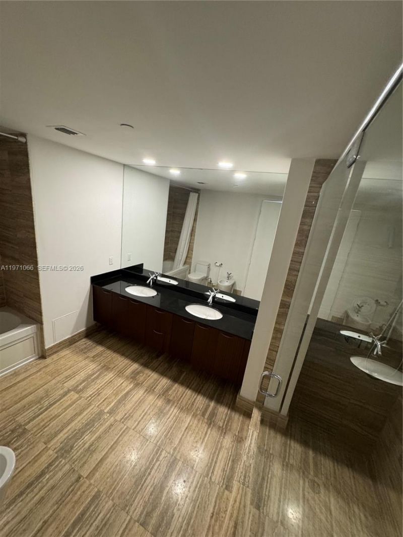 15901 Collins Ave, Unit 505, Sunny Isles Beach, FL 33160 Photo