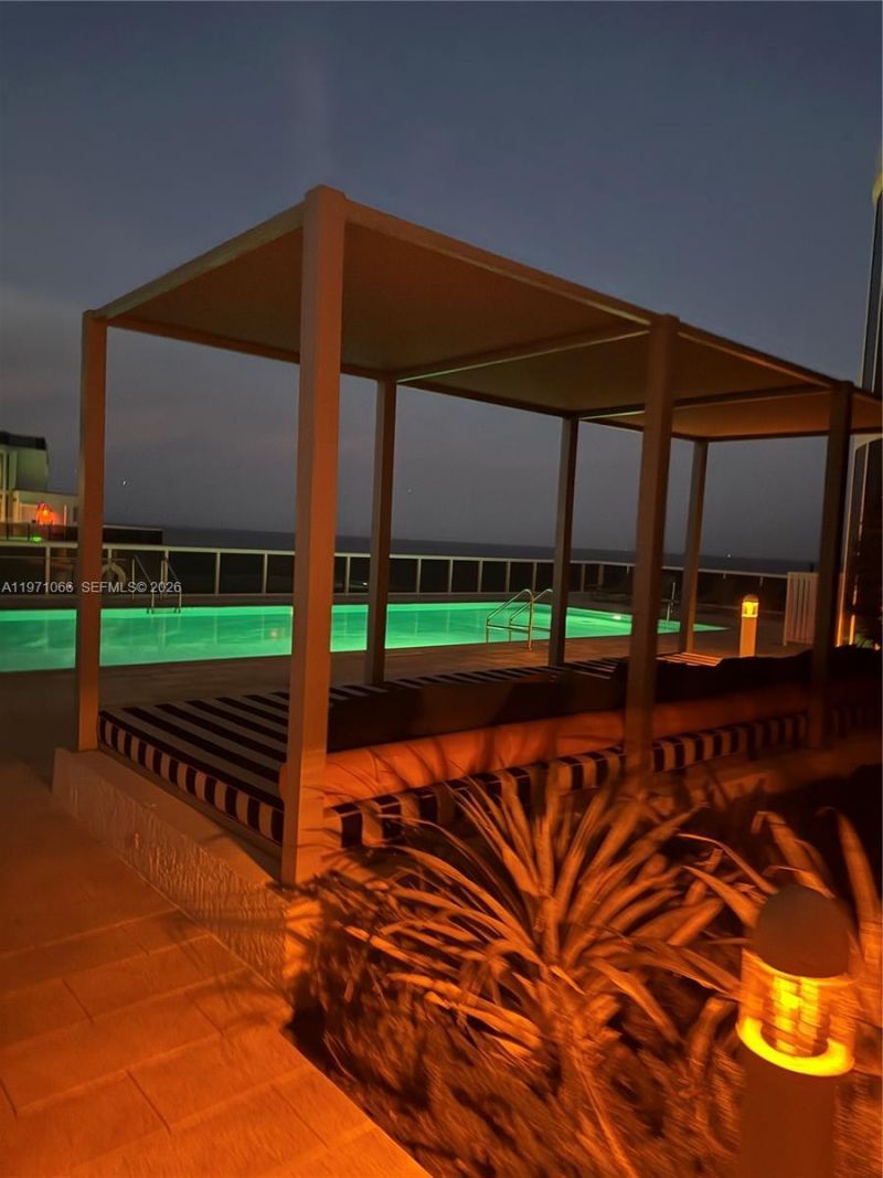 15901 Collins Ave, Unit 505, Sunny Isles Beach, FL 33160 Photo