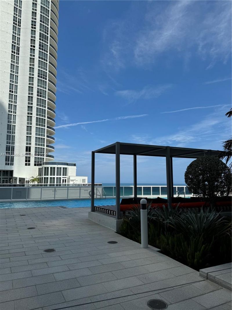 15901 Collins Ave, Unit 505, Sunny Isles Beach, FL 33160 Photo