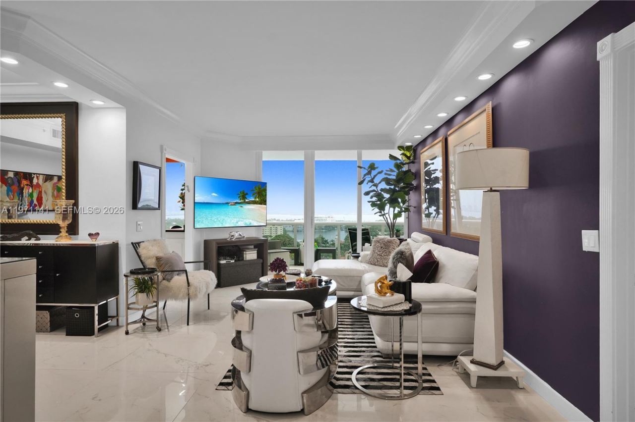 4775 Collins Ave, Unit 1806, Miami Beach, FL 33140 Photo