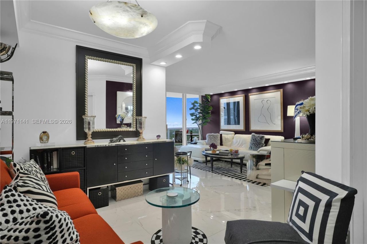 4775 Collins Ave, Unit 1806, Miami Beach, FL 33140 Photo