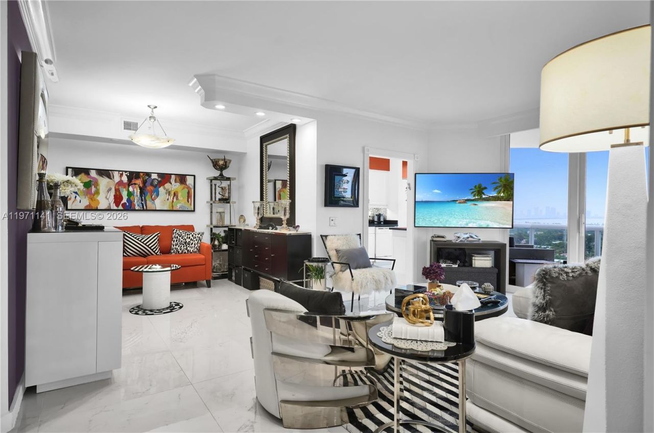 4775 Collins Ave, Unit 1806, Miami Beach, FL 33140 Photo