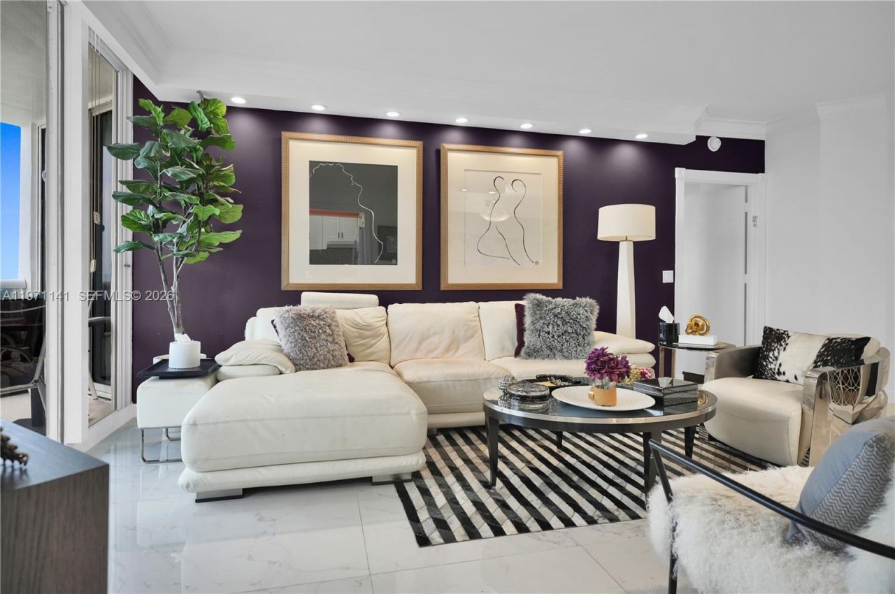 4775 Collins Ave, Unit 1806, Miami Beach, FL 33140 Photo