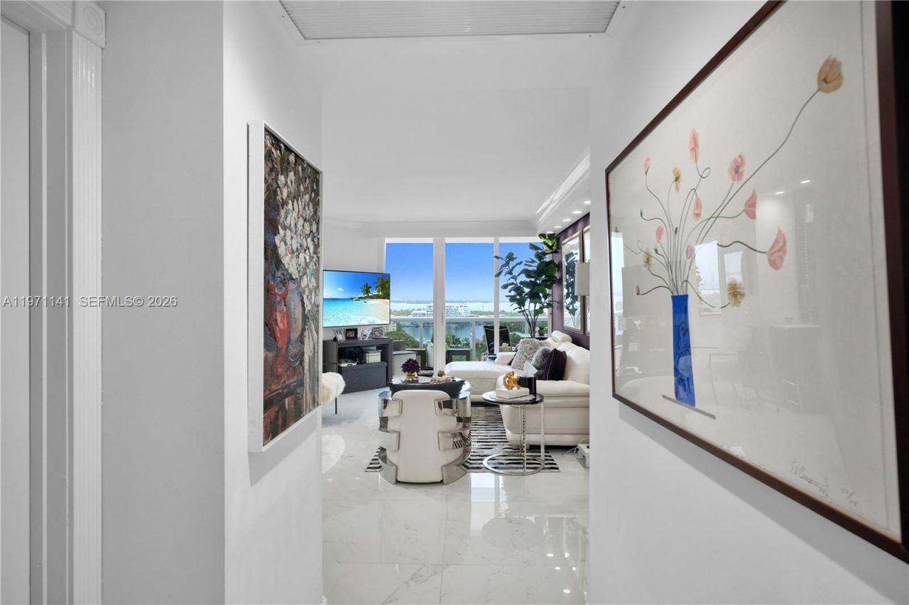 4775 Collins Ave, Unit 1806, Miami Beach, FL 33140 Photo