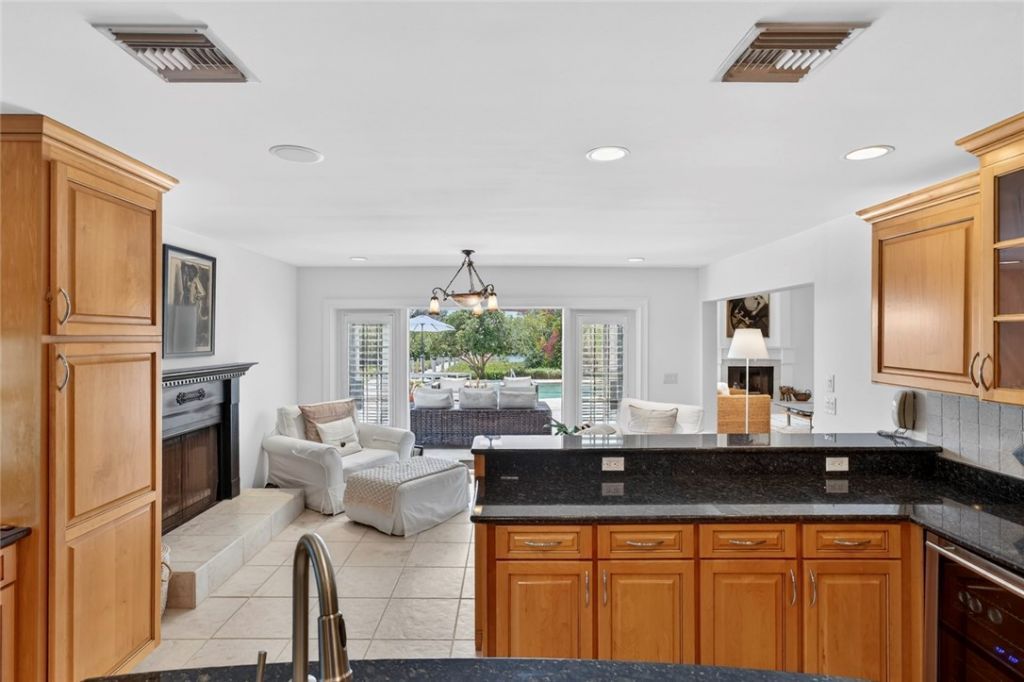 77 Cache Cay Drive, Vero Beach, FL 32963 Photo
