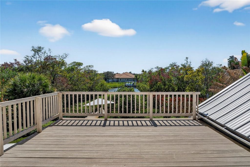 77 Cache Cay Drive, Vero Beach, FL 32963 Photo
