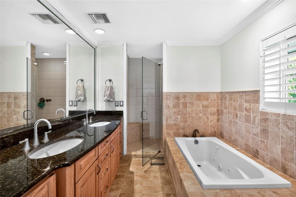 77 Cache Cay Drive, Vero Beach, FL 32963 Photo