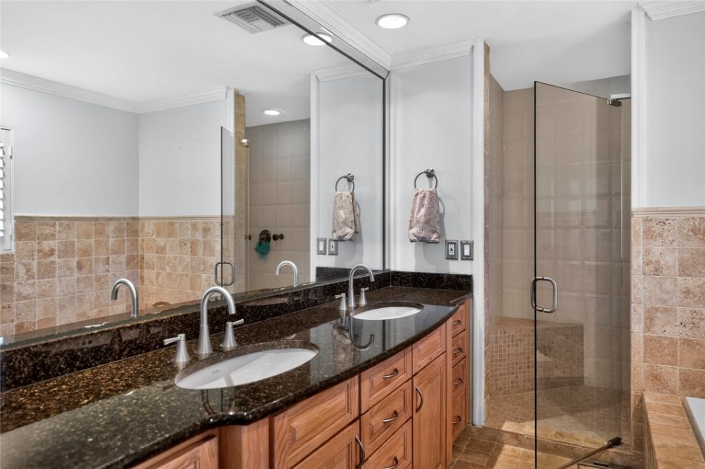 77 Cache Cay Drive, Vero Beach, FL 32963 Photo