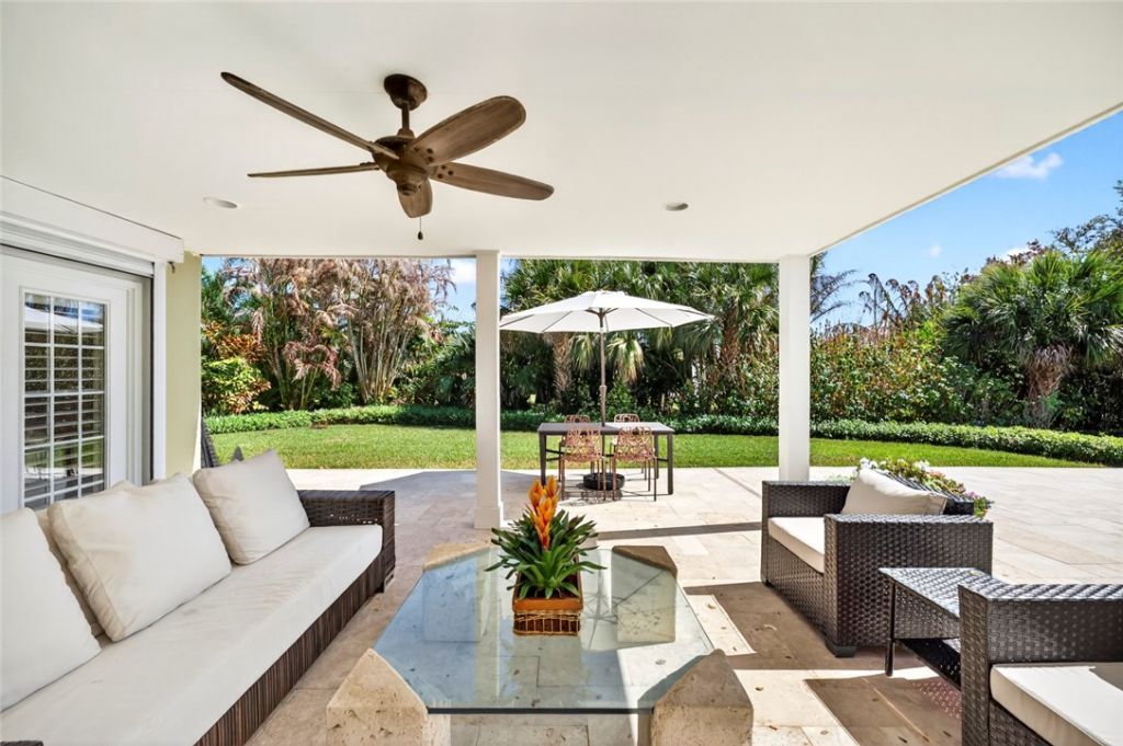 77 Cache Cay Drive, Vero Beach, FL 32963 Photo