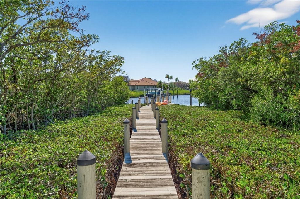 77 Cache Cay Drive, Vero Beach, FL 32963 Photo