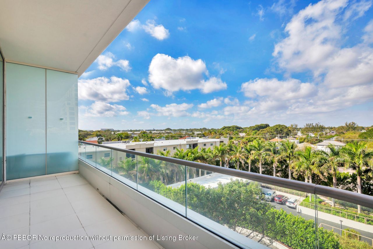 200 Arkona Court, Unit 501, West Palm Beach, FL 33401 Photo