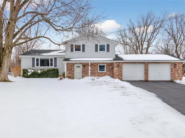 9 Jupiter Way Way, Macedon, NY 14502