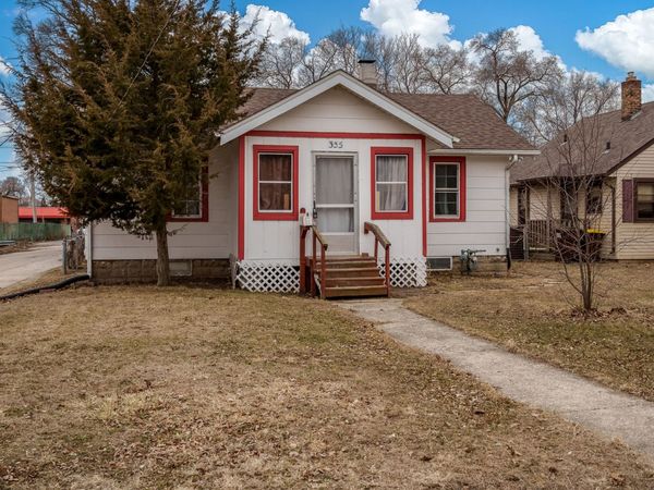 355 GRAND Boulevard, Loves Park, IL 61111