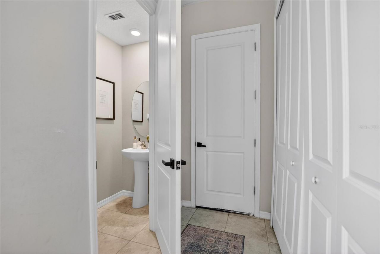 9326 Channing Hill Drive , Ruskin, FL 33573 Photo