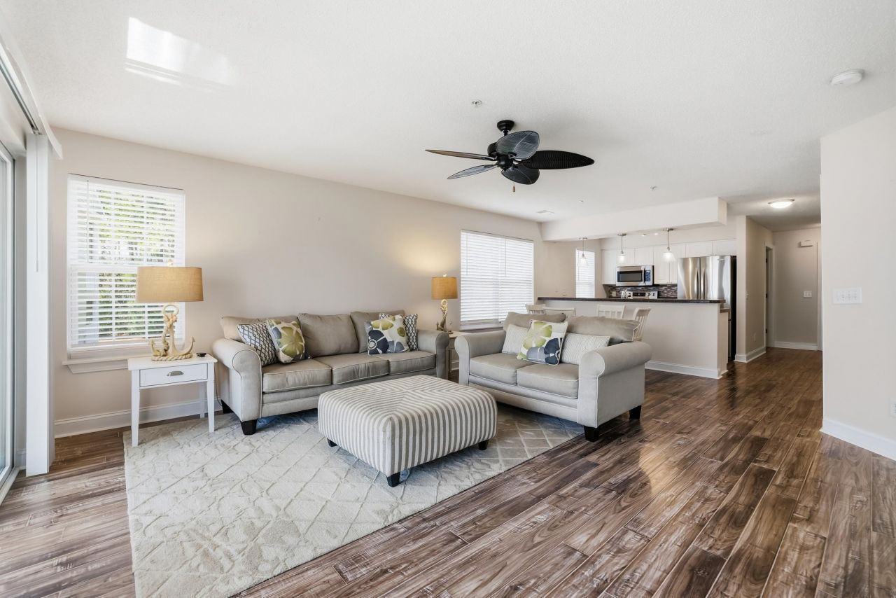 627 Woodmoor Dr.  Photo 11