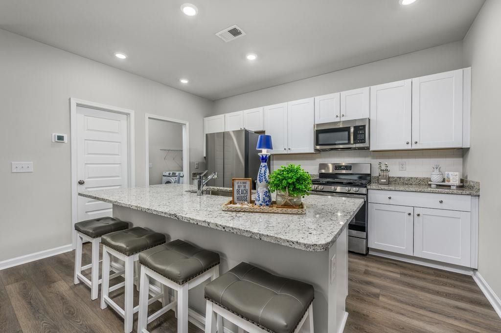 128 Timber Oaks Dr. Photo 12