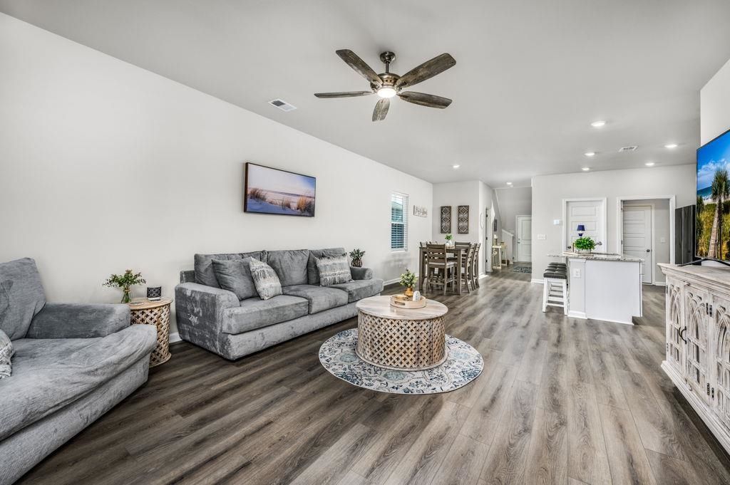 128 Timber Oaks Dr. Photo 7