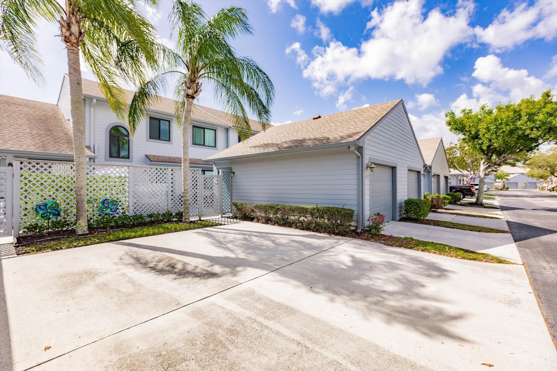 6115 SE Georgetown Place, Unit 1006, Hobe Sound, FL 33455 Photo