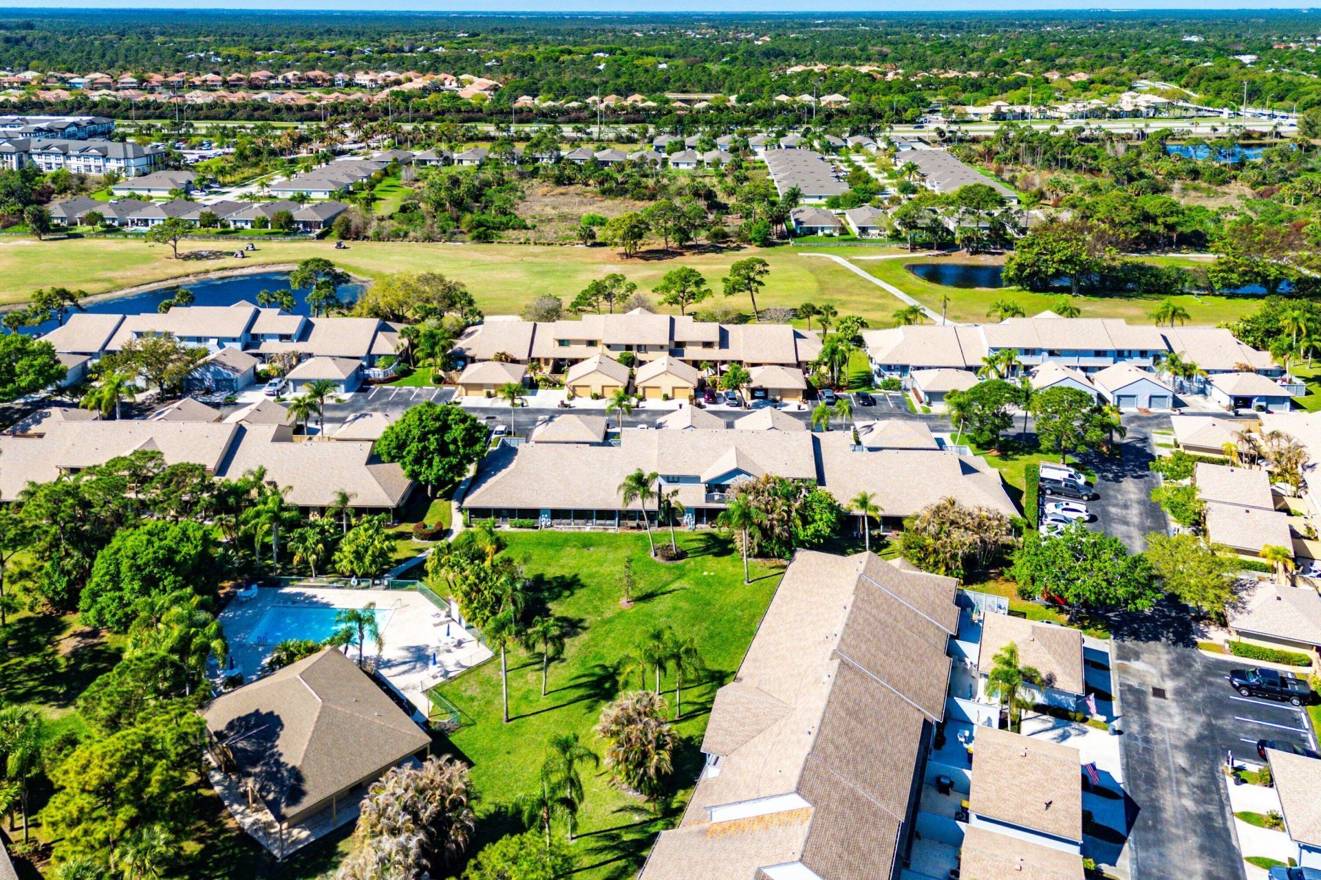6115 SE Georgetown Place, Unit 1006, Hobe Sound, FL 33455 Photo