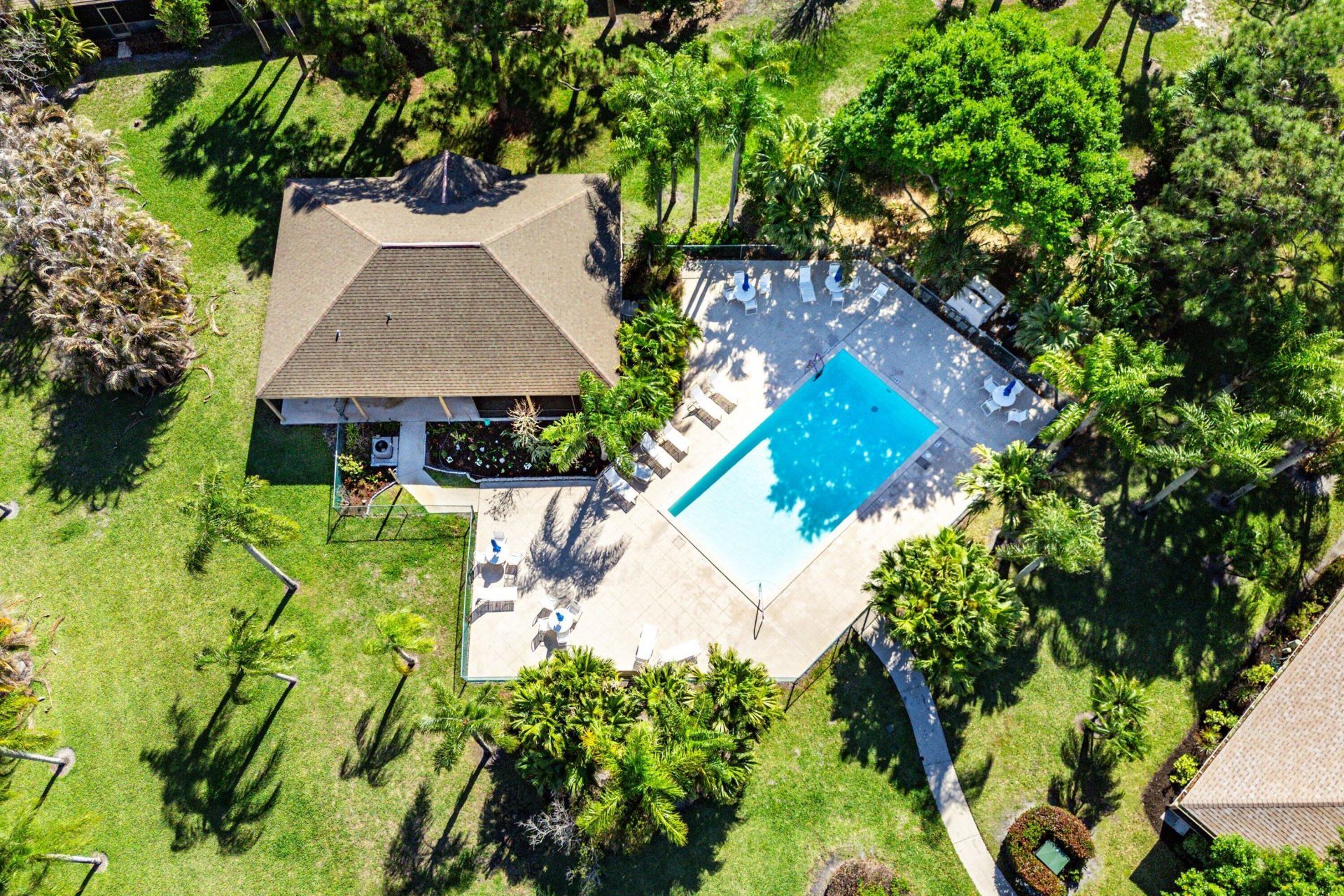 6115 SE Georgetown Place, Unit 1006, Hobe Sound, FL 33455 Photo