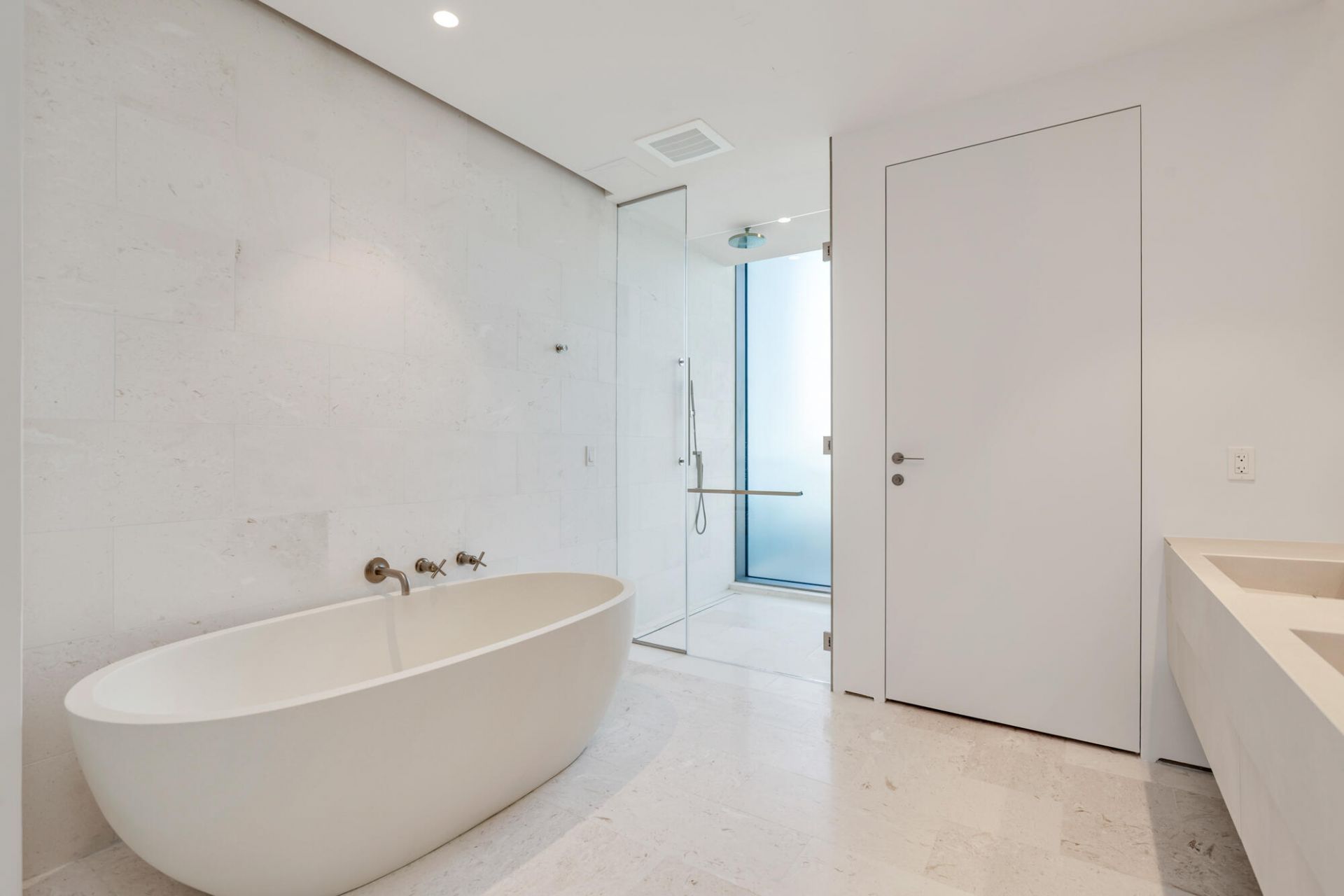 200 Arkona Court, Unit 501, West Palm Beach, FL 33401 Photo