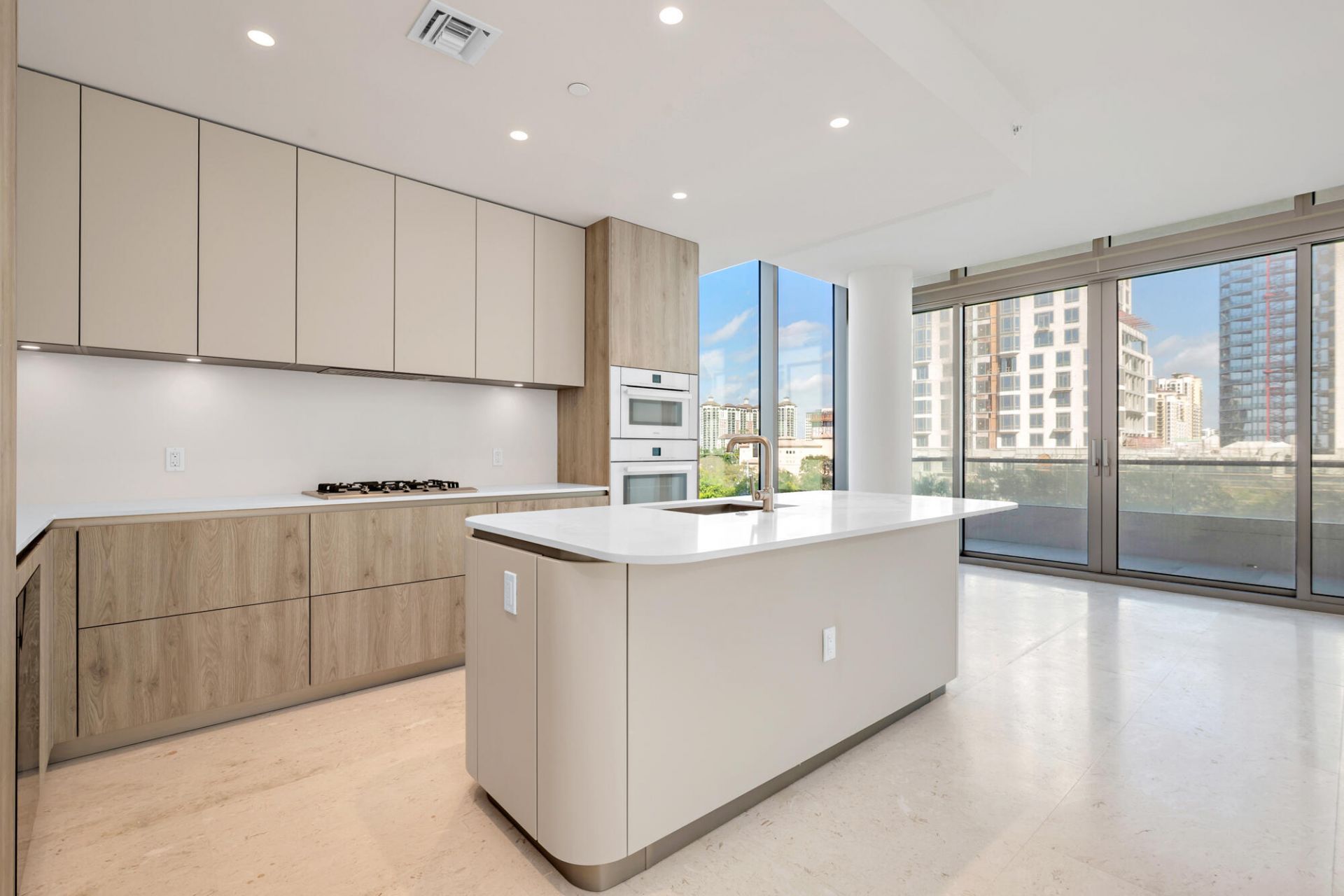 200 Arkona Court, Unit 501, West Palm Beach, FL 33401 Photo