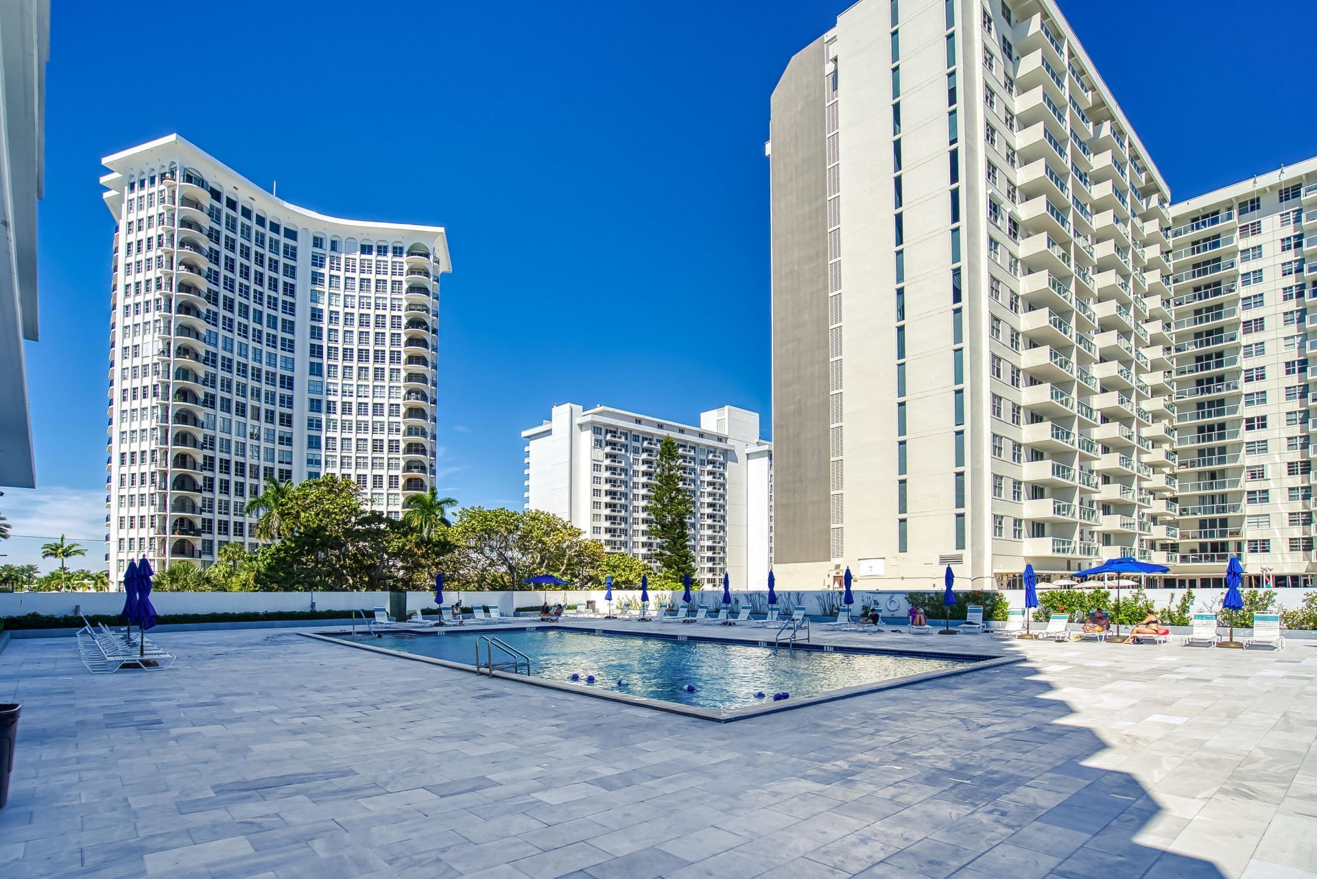 5601 Collins Avenue, Unit M5, Miami Beach, FL 33140 Photo