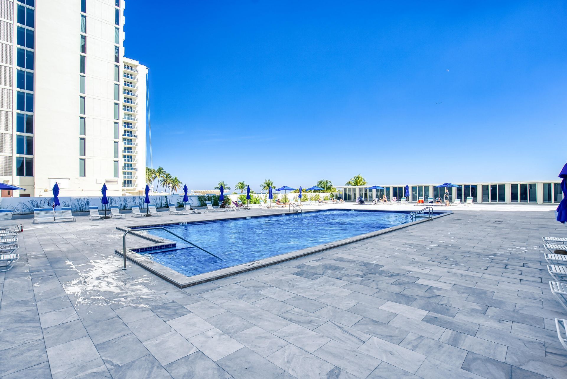 5601 Collins Avenue, Unit M5, Miami Beach, FL 33140 Photo