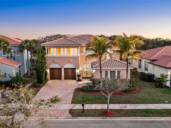 12334 NW 80th Pl, Parkland, FL 33076