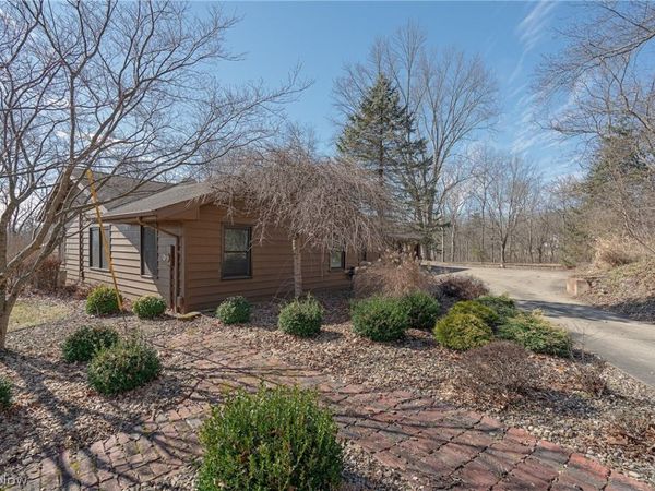 1222 Cisler Drive, Marietta, OH 45750