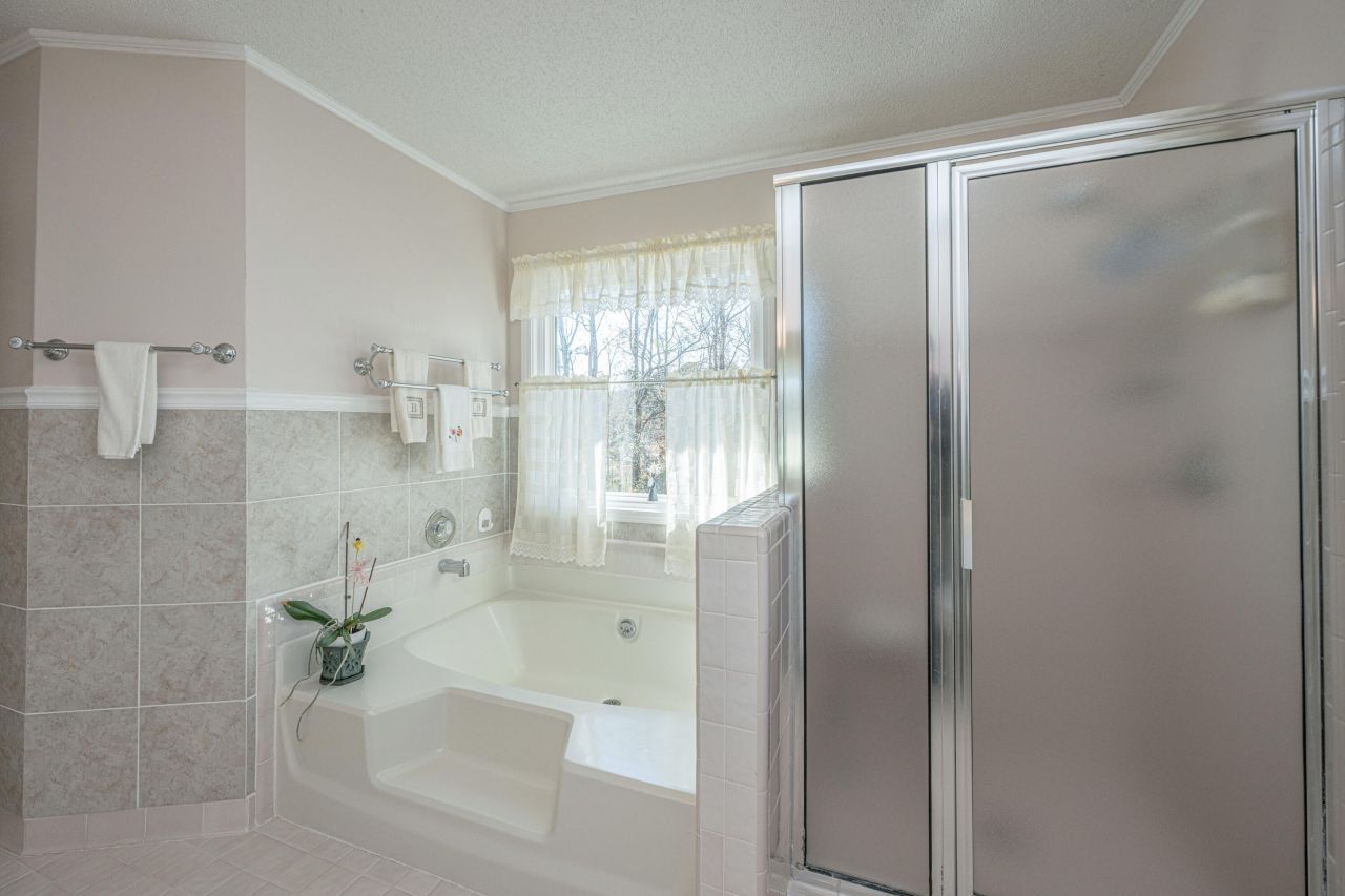 1375 Emerald Forest Parkway Photo 26