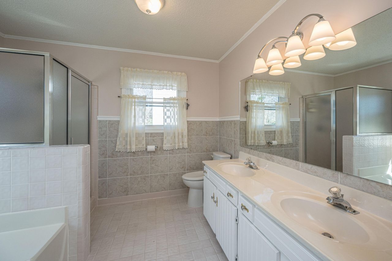 1375 Emerald Forest Parkway Photo 28